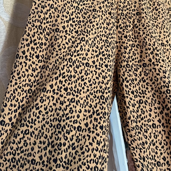 BP BRAND high waisted leopard biker shorts - Picture 2 of 3